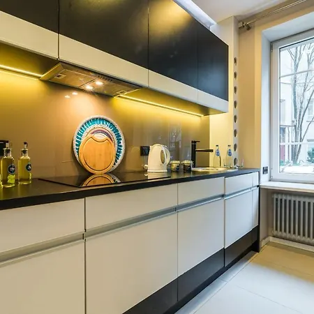 Rent Like - Aleja 3 Maja 2 * Warsaw